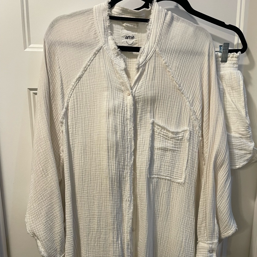 aerie White Frayed Edge Top + Matching Shorts